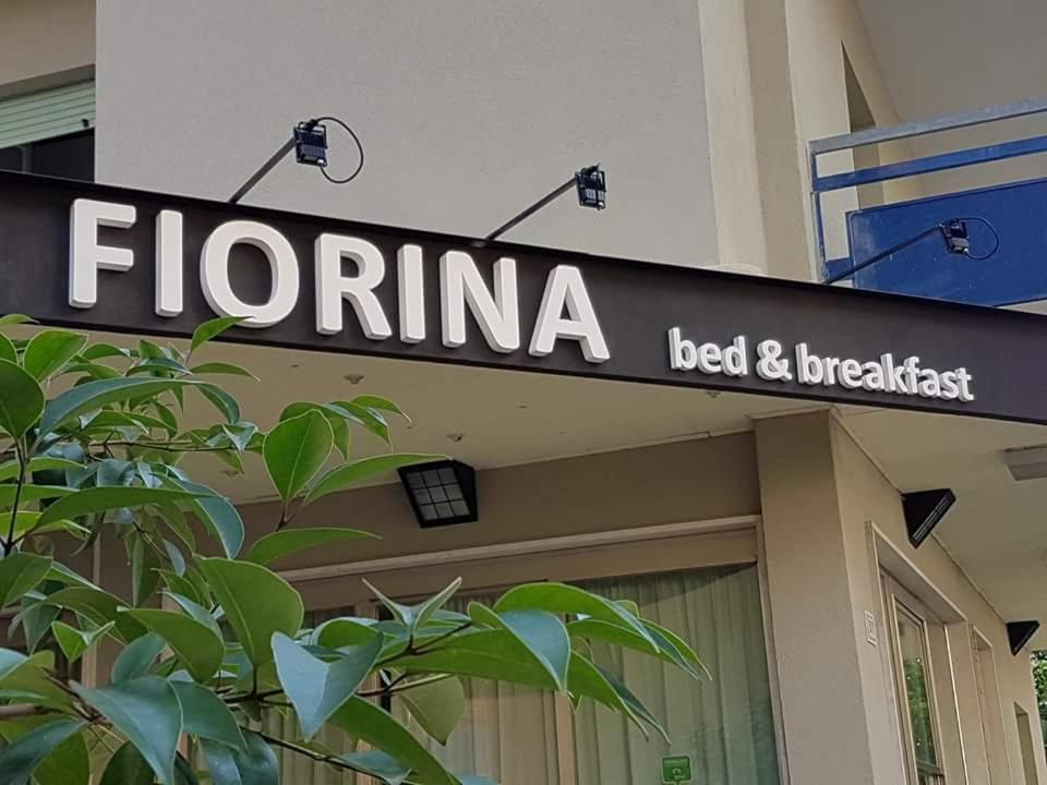 Fiorina Bed&Breakfast - Colazione Fino A Mezzogiorno - Beach Village Gratuito - Aquafan25 Oltremare20 Riccione Eksteriør billede